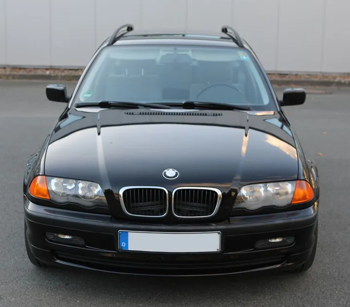 BMW 318