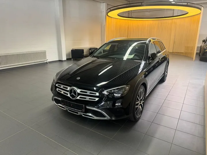 Mercedes-Benz E 220