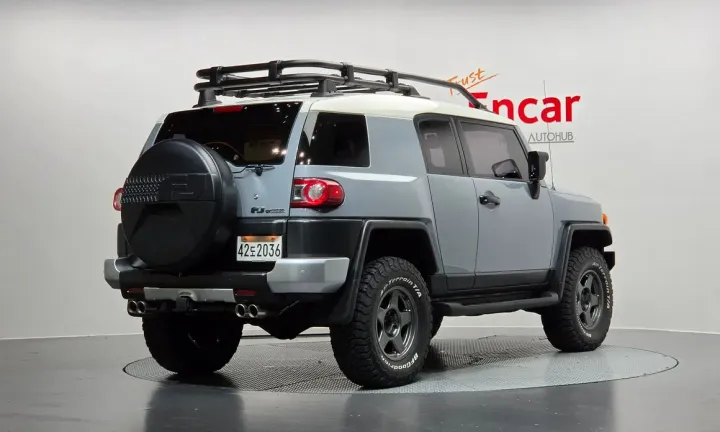 Toyota FJ Cruiser
