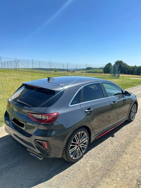 Kia cee'd / Ceed