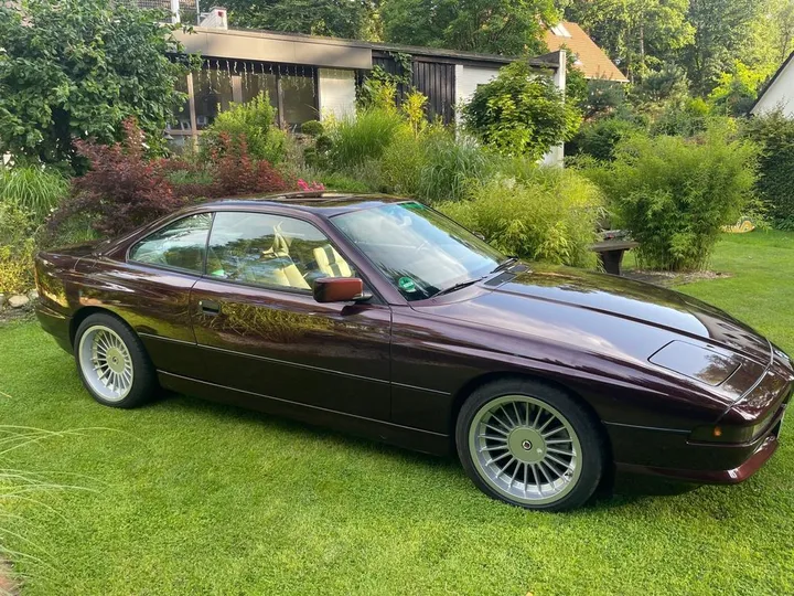 BMW 850