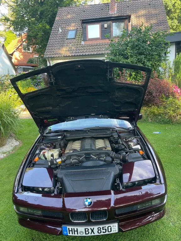 BMW 850
