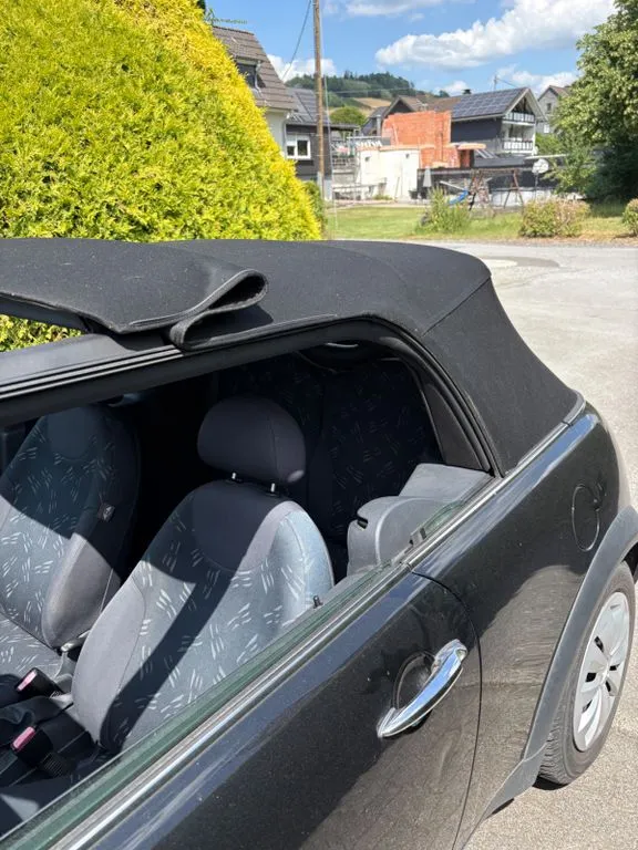 MINI One Cabrio