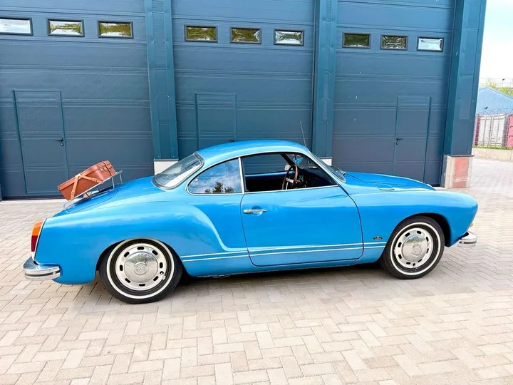 Volkswagen Karmann Ghia