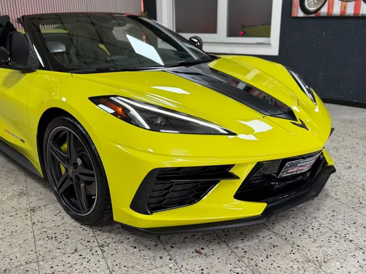 Corvette C8