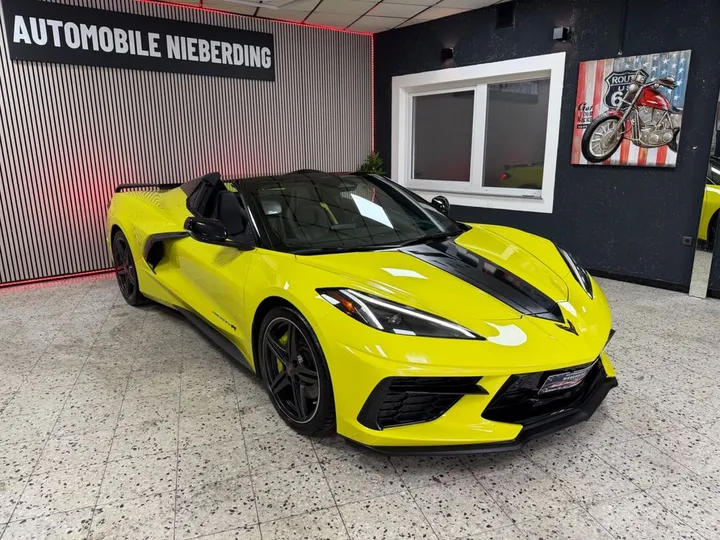 Corvette C8