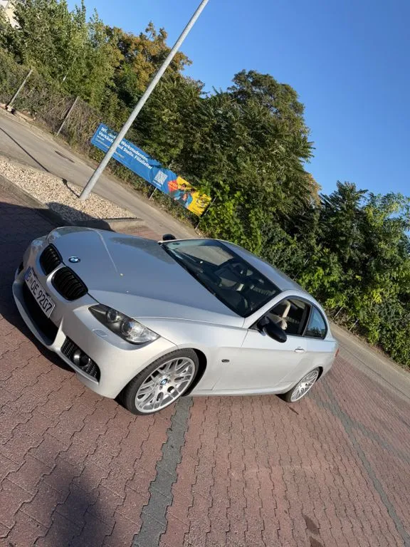 BMW 325