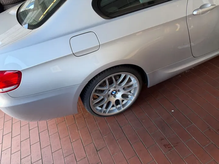 BMW 325