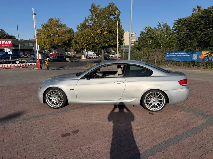 BMW 325