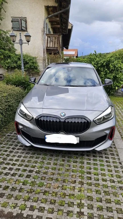 BMW 128