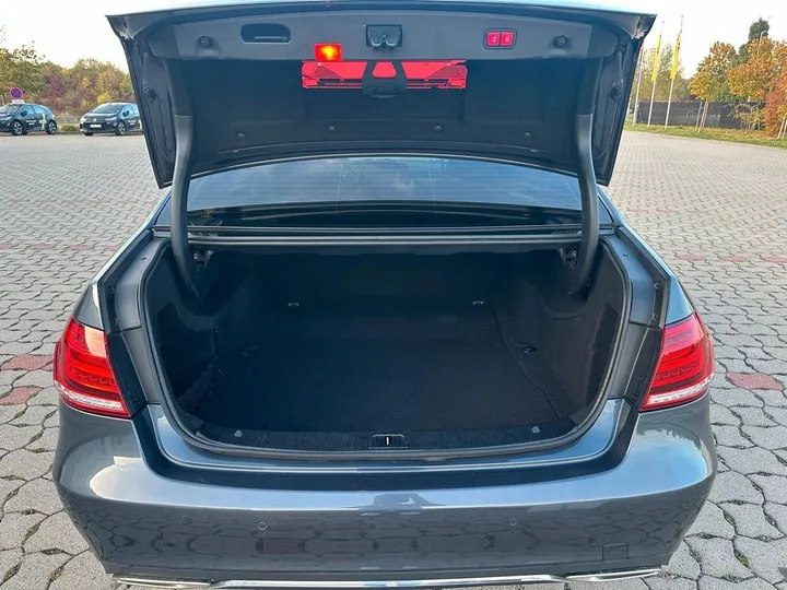 Mercedes-Benz E 250