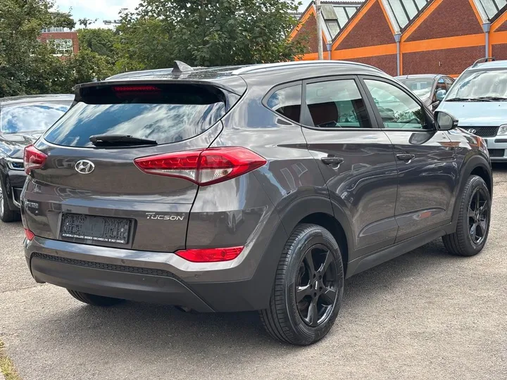 Hyundai TUCSON