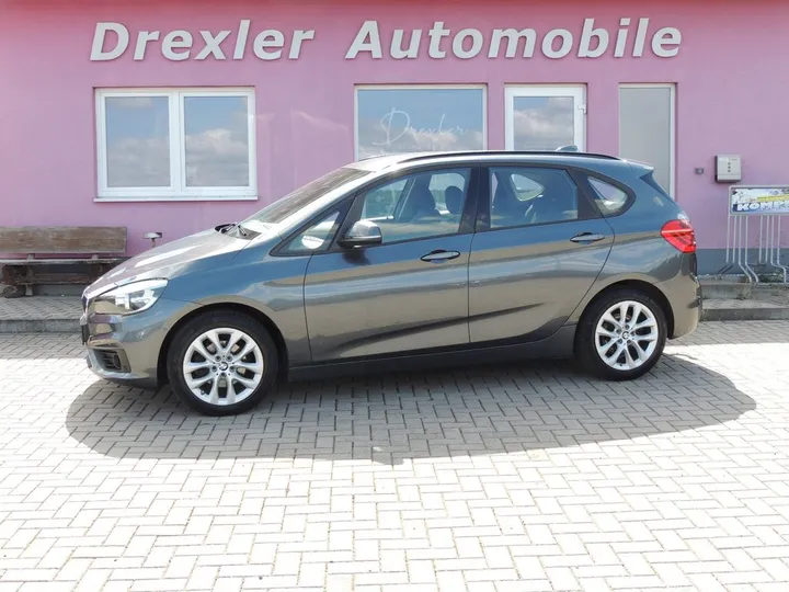 BMW 218