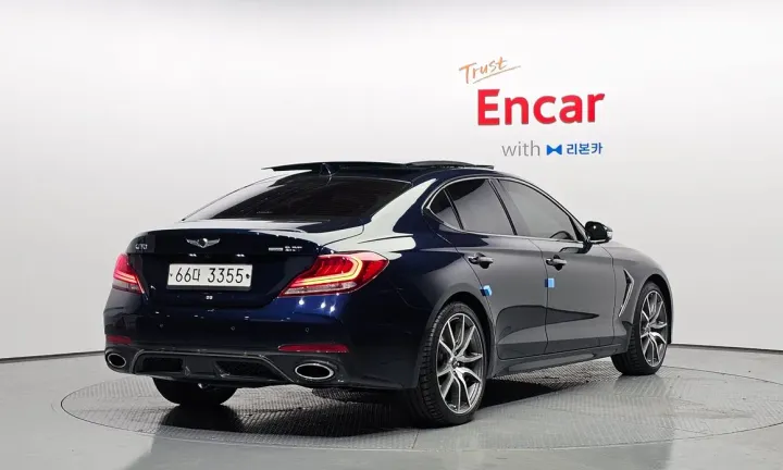 Genesis G70