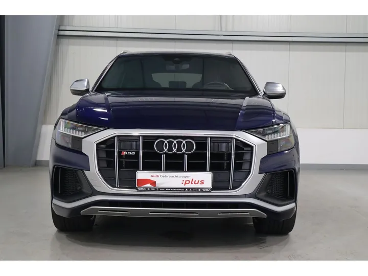 Audi SQ8