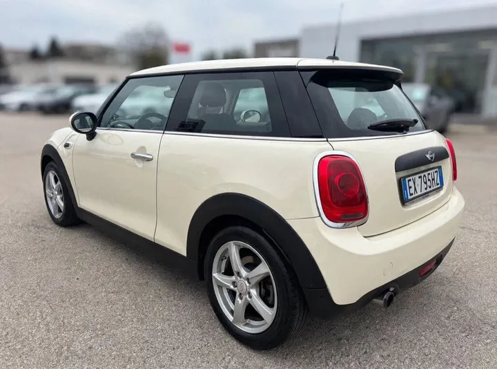 MINI One D