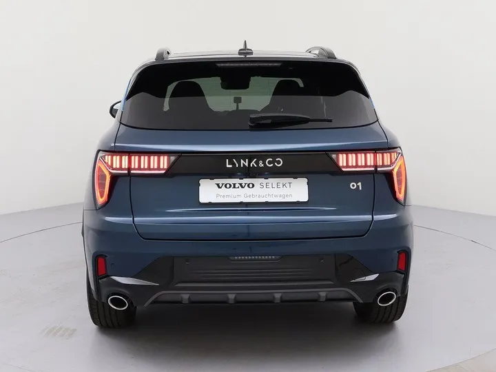 Lynk&Co 01