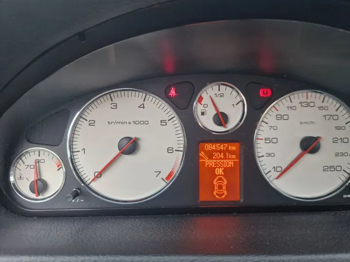 Peugeot 407