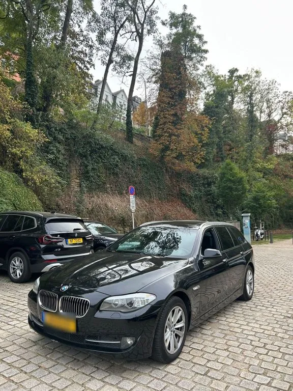 BMW 525