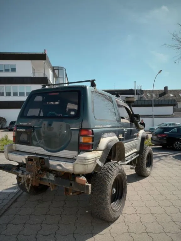 Mitsubishi Pajero