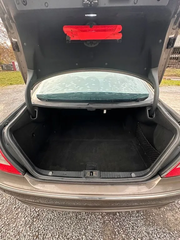 Mercedes-Benz E 350