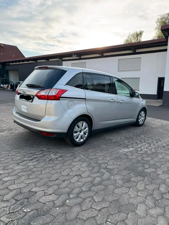 Ford Grand C-Max