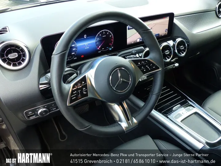 Mercedes-Benz B 200
