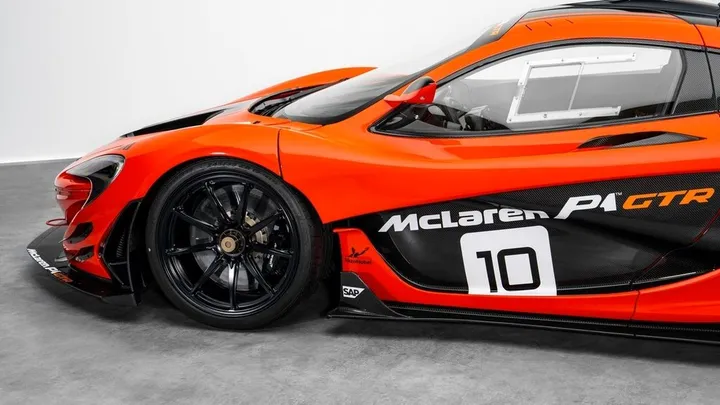 McLaren P1