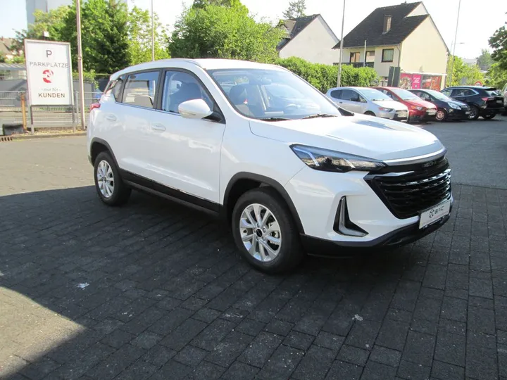 BAIC Beijing X35