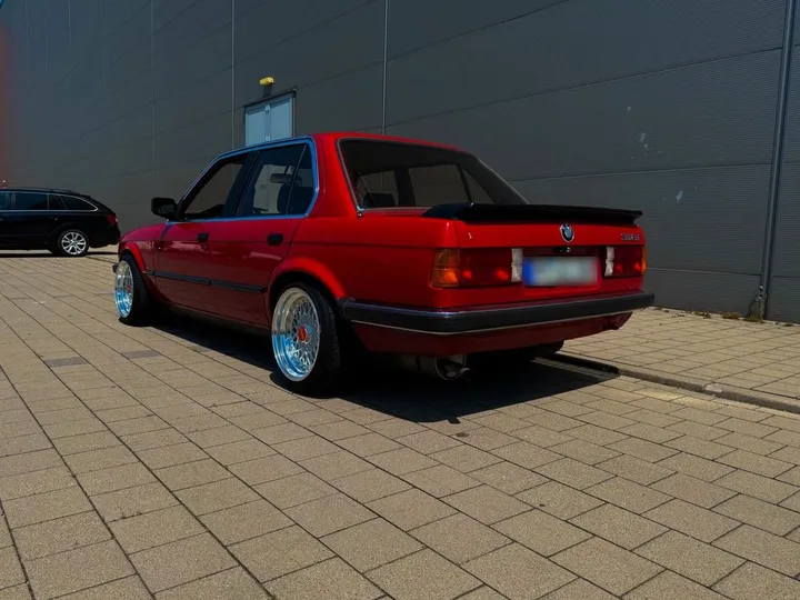 BMW 318