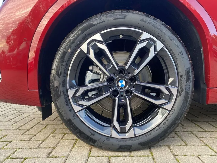 BMW iX2