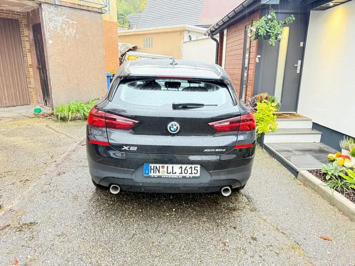 BMW X2