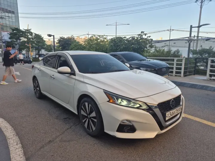 Nissan Altima