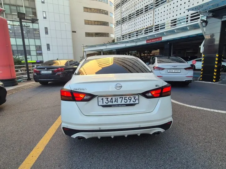 Nissan Altima