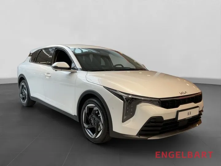 Kia K4
