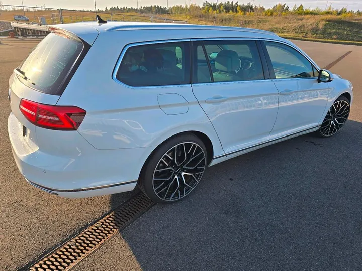 Volkswagen Passat Variant