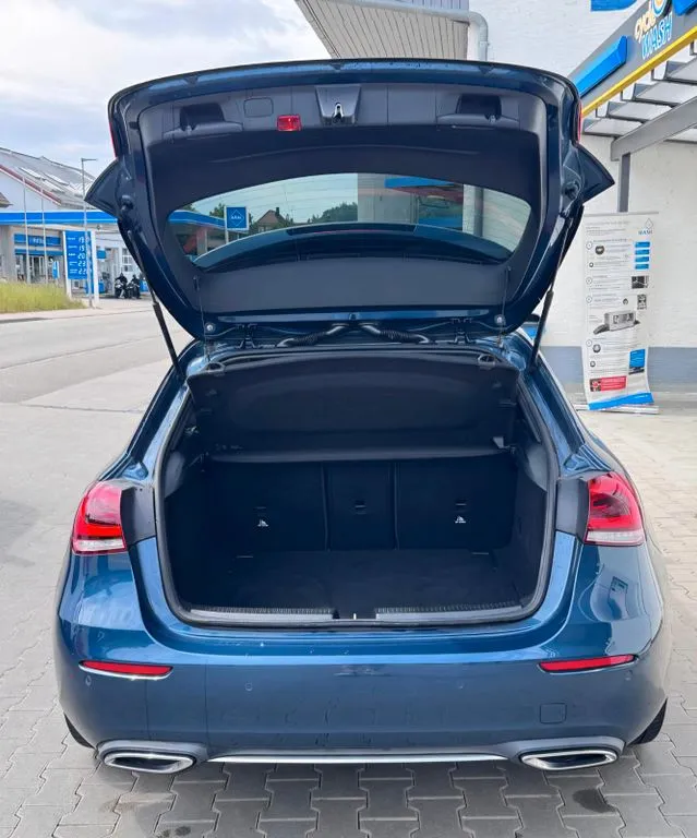 Mercedes-Benz A 180