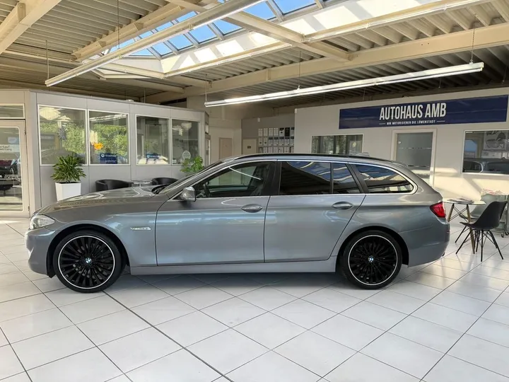 BMW 523