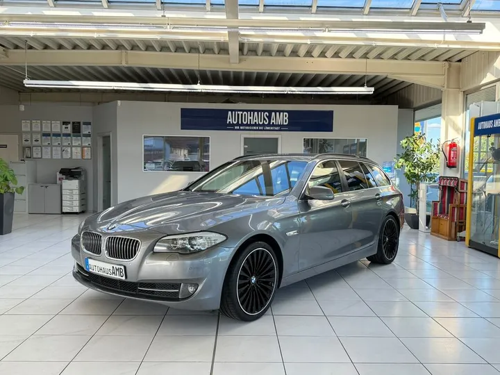 BMW 523