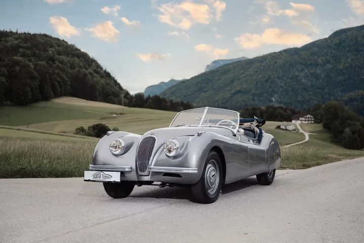 Jaguar XK