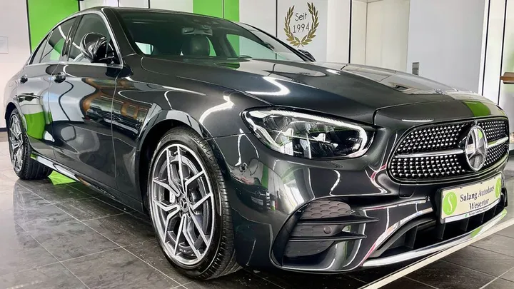 Mercedes-Benz E 220