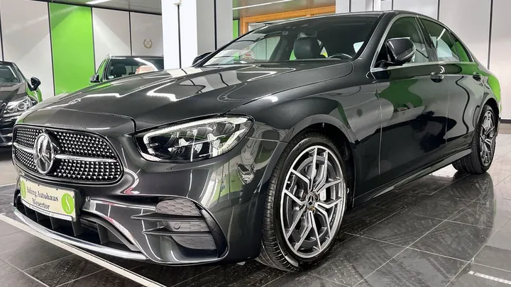 Mercedes-Benz E 220