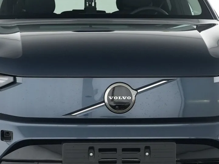Volvo EX90