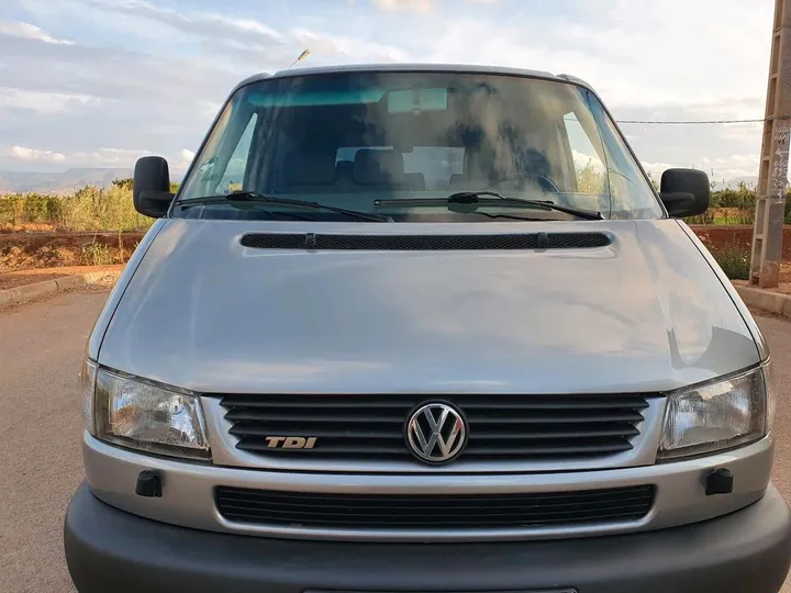 Volkswagen T4 Caravelle
