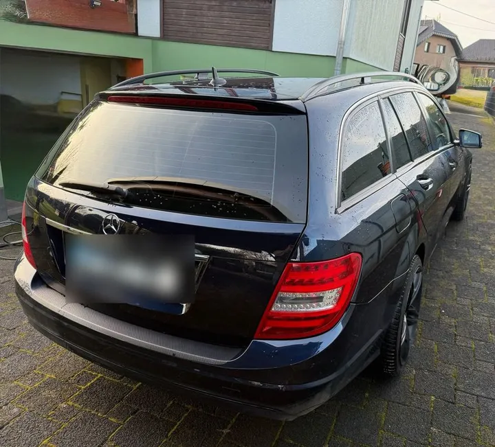 Mercedes-Benz C 200
