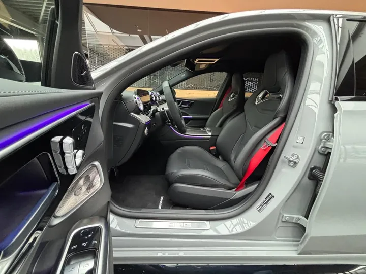 Mercedes-Benz C 63 AMG