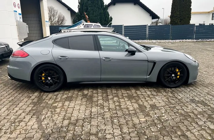 Porsche Panamera