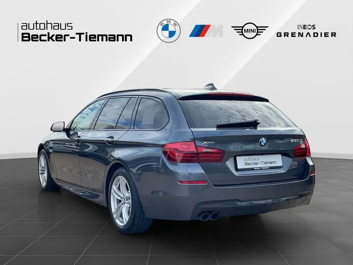 BMW 530