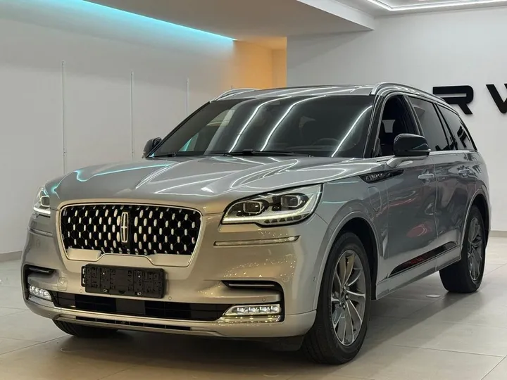 Lincoln Aviator