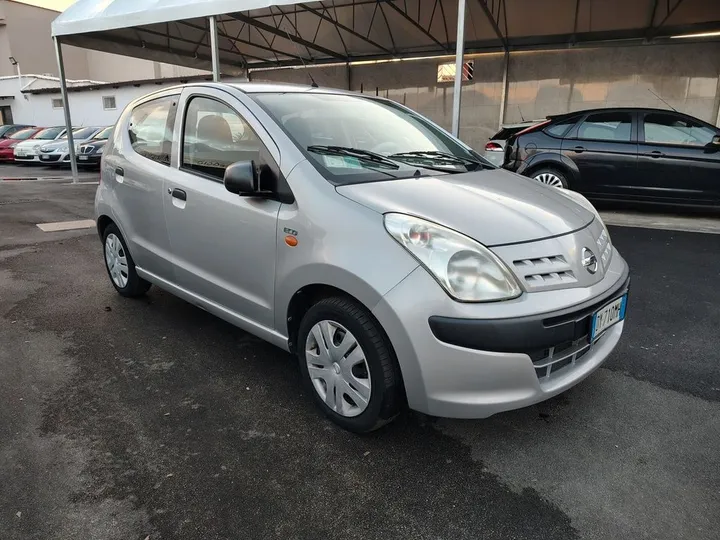 Nissan Pixo